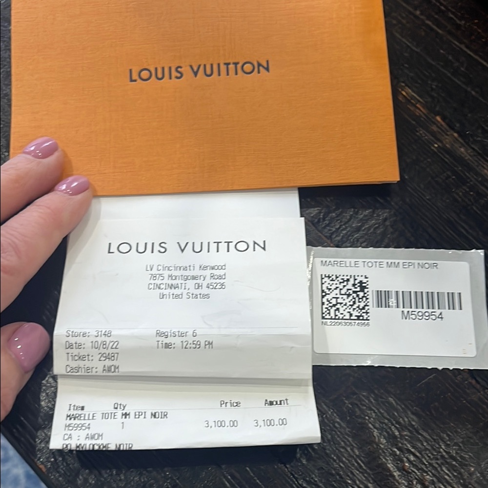 Authentic Louis Vuitton Handbag - Picture 10 of 10